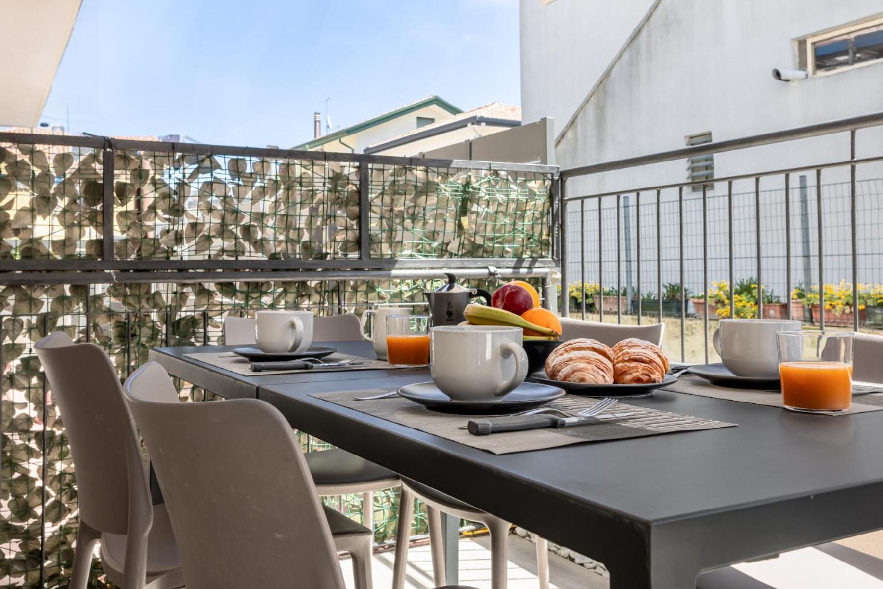 Gigi House Appartamento Piazza Mazzini 300M Dal Mare リド・ディ・イエゾロ エクステリア 写真