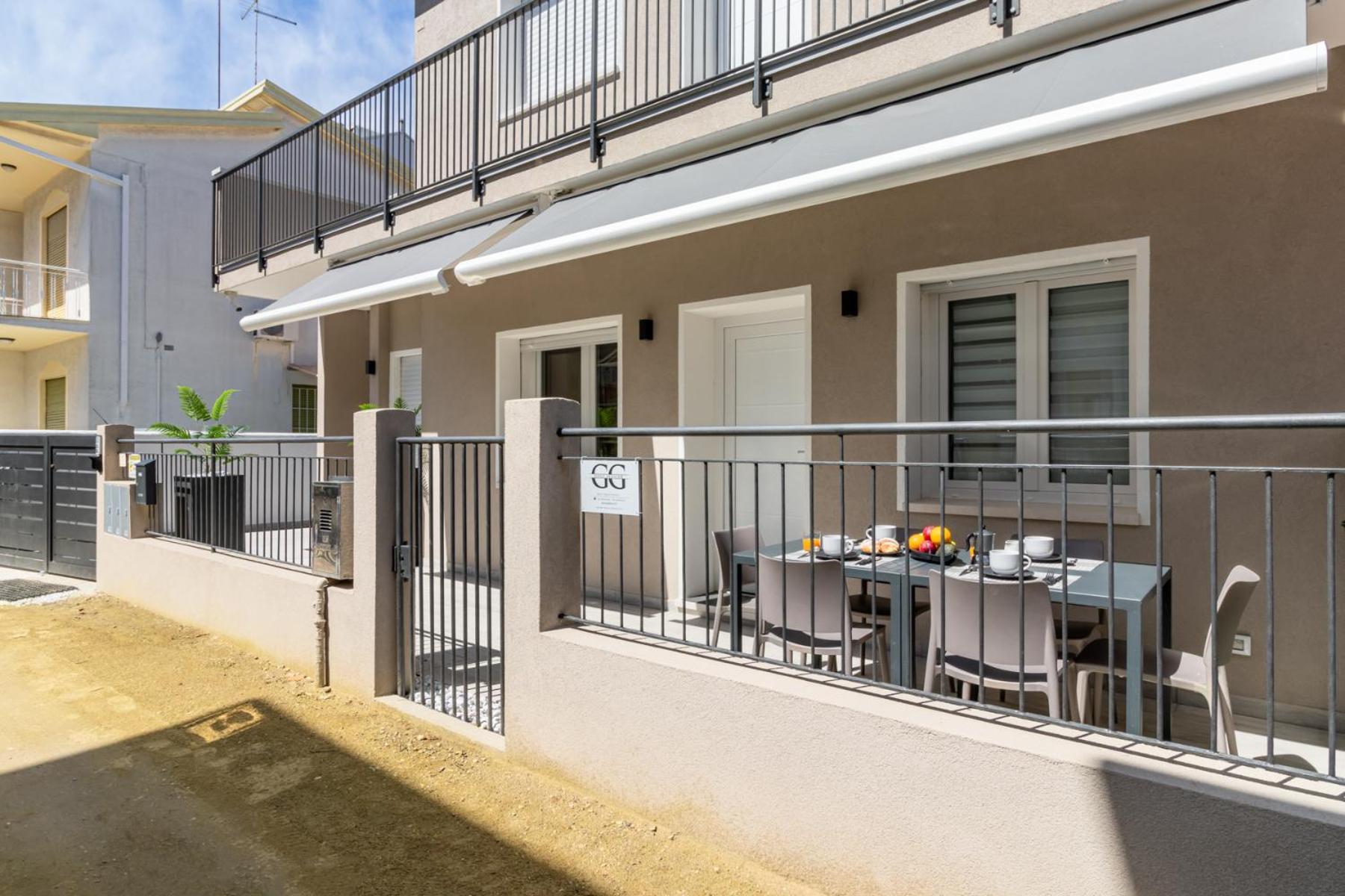 Gigi House Appartamento Piazza Mazzini 300M Dal Mare リド・ディ・イエゾロ エクステリア 写真